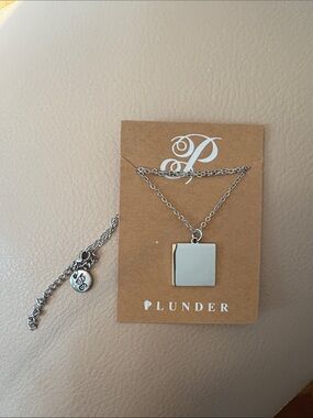 Plunder Silver Square Pendant Layered Necklace